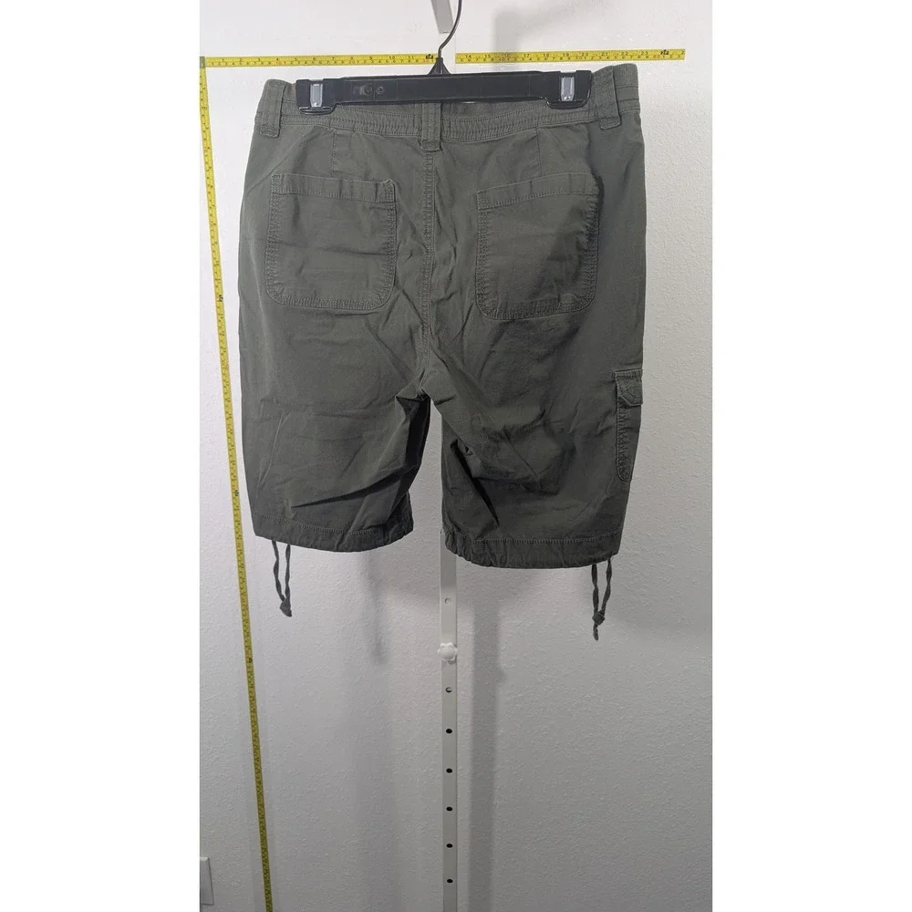 St Johns Bay Womens Olive Green Cargo Short Size 6 Stretch Cotton Utility Casual